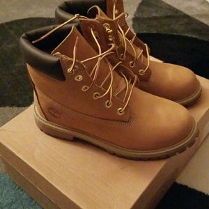 Timerland Wheat Youth size 7